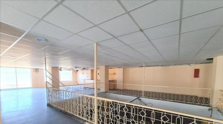 Local comercial