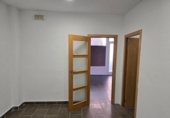 87m² commercial premises for sale in Manresa, in the area of Pirelli, Carretera Sant Joan photo