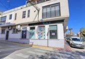 124m² commercial premises for sale in Guardamar del Segura, Plaza Dama de Guardamar photo