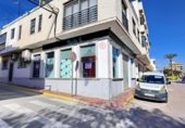 124m² commercial premises for sale in Guardamar del Segura, Plaza Dama de Guardamar photo