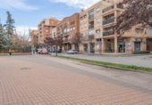 Local comercial en venta con 46m² en Granada, en la zona de Villa Argaz, Calle Escritor Nicolás del Paso foto
