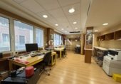 130m² commercial premises for sale in Albacete photo