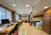 130m² commercial premises for sale in Albacete photo
