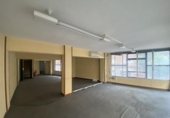 105m² locaux commerciaux pour location à Valladolid, dans le quartier de Place des Taureaux, Calle Domingo Martínez, 21 photo