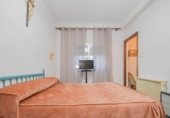 Hotel en venta con 403m² en Santa Fe, Avenida Palos de la Frontera foto