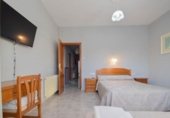 Hotel en venta con 403m² en Santa Fe, Avenida Palos de la Frontera foto