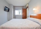 Hotel en venta con 403m² en Santa Fe, Avenida Palos de la Frontera foto