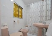 Hotel en venta con 403m² en Santa Fe, Avenida Palos de la Frontera foto