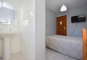 Hotel en venta con 403m² en Santa Fe, Avenida Palos de la Frontera foto