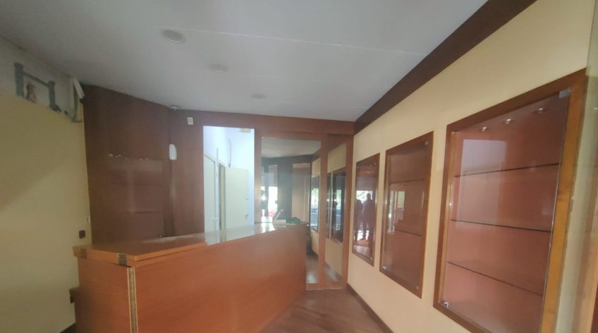 Local comercial