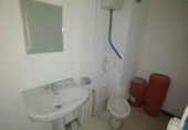 Local comercial en venta con 70m² en Abrera foto