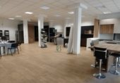 251m² commercial premises for sale in Antequera photo