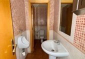 91m² commercial premises for sale in Badajoz photo