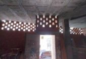 Local comercial en venta con 120m² en Estepona foto