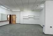 302m² commercial premises for sale in Jaén, Calle Maestro Bartolomé photo