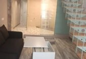 Local comercial Residencial en venta con 156m² en Estepona, Urbanización Las Joyas foto