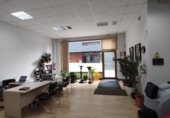 91m² commercial premises for sale in Bilbao, in the area of Miribilla, Jardines Gernika photo