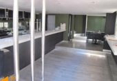 75m² locaux commerciaux pour vente à Burgos, dans le quartier de Le Crucero, Calle de la Cartuja de Miraflores photo