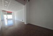 61m² locaux commerciaux pour vente à Elche, dans le quartier de El Altet, photo