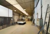Nave Industrial en venta con 450m² en Burgos, Calle La Bureba foto