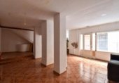 205m² building for sale in Granada, in the area of Neighborhood of the Duchess, Calle Duquesa photo