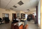 94m² bureau pour vente à Algésiras, Calle Tarifa photo