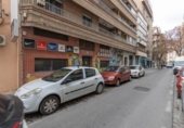 Local comercial
en venda
amb 196m² a Granada, a la zona de Barri de Sant Antón, Calle Pintor Zuloaga foto