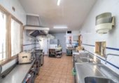 Restaurant
en venda
amb 354m² a Alfacar, GR-3101 foto