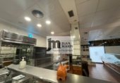239m² commercial premises for sale in Albacete, in the area of Pedro Lamata photo
