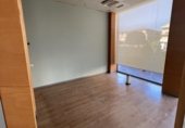 Local comercial en alquiler con 147m² en Armilla foto