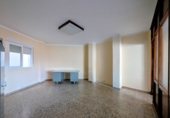 Oficina en alquiler con 78m² en Loja foto