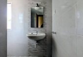 Oficina en alquiler con 78m² en Loja foto
