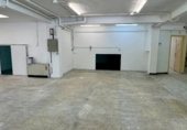 183m² workshop for sale in Madrid, in the area of Sun, aligustre 36 photo