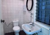 62m² commercial premises for rent in Cerdanyola del Vallès, Carrer de les Flors photo