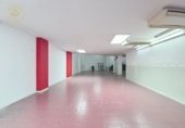 495m² locaux commerciaux industriel pour vente à Barcelone, dans le quartier de la Sagrera, Carrer de Concepción Arenal photo