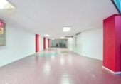 495m² locaux commerciaux industriel pour vente à Barcelone, dans le quartier de la Sagrera, Carrer de Concepción Arenal photo