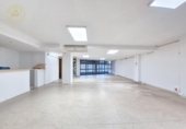 495m² locaux commerciaux industriel pour vente à Barcelone, dans le quartier de la Sagrera, Carrer de Concepción Arenal photo