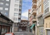 270m² commercial premises for sale in Gandía, Calle San Vicente Ferrer photo