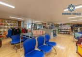 Local comercial
en venda
amb 196m² a Granada, a la zona de Barri de Sant Antón, Calle Puente Castañeda foto