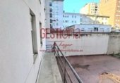 300m² commercial premises for sale in Camargo, Avenida Méndez Pelayo photo