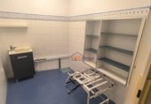 81m² commercial premises for sale in Almeria, Calle González Garbín photo