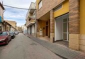 Local comercial
en lloguer
amb 81m² a Santo Ángel, Calle CUARTEL, 19 foto
