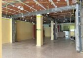 Local comercial en alquiler con 500m² en Azuaga foto