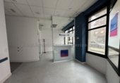 250m² commercial premises for rent in Logroño photo