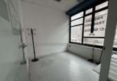 250m² commercial premises for rent in Logroño photo