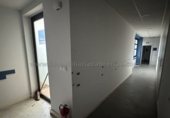 250m² commercial premises for rent in Logroño photo