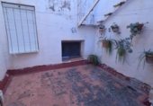 296m² bâtiment pour vente à Torrevieja, photo