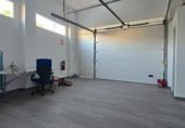 90m² bureaux pour vente à Badajoz, dans le quartier de San Roque, Calle Jaracanda photo
