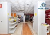 Local comercial
en venda
amb 154m² a Santa Fe, Calle Carmen foto