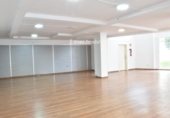 Local comercial en venta con 244m² en el Vendrell, Avinguda del Baix Penedès foto